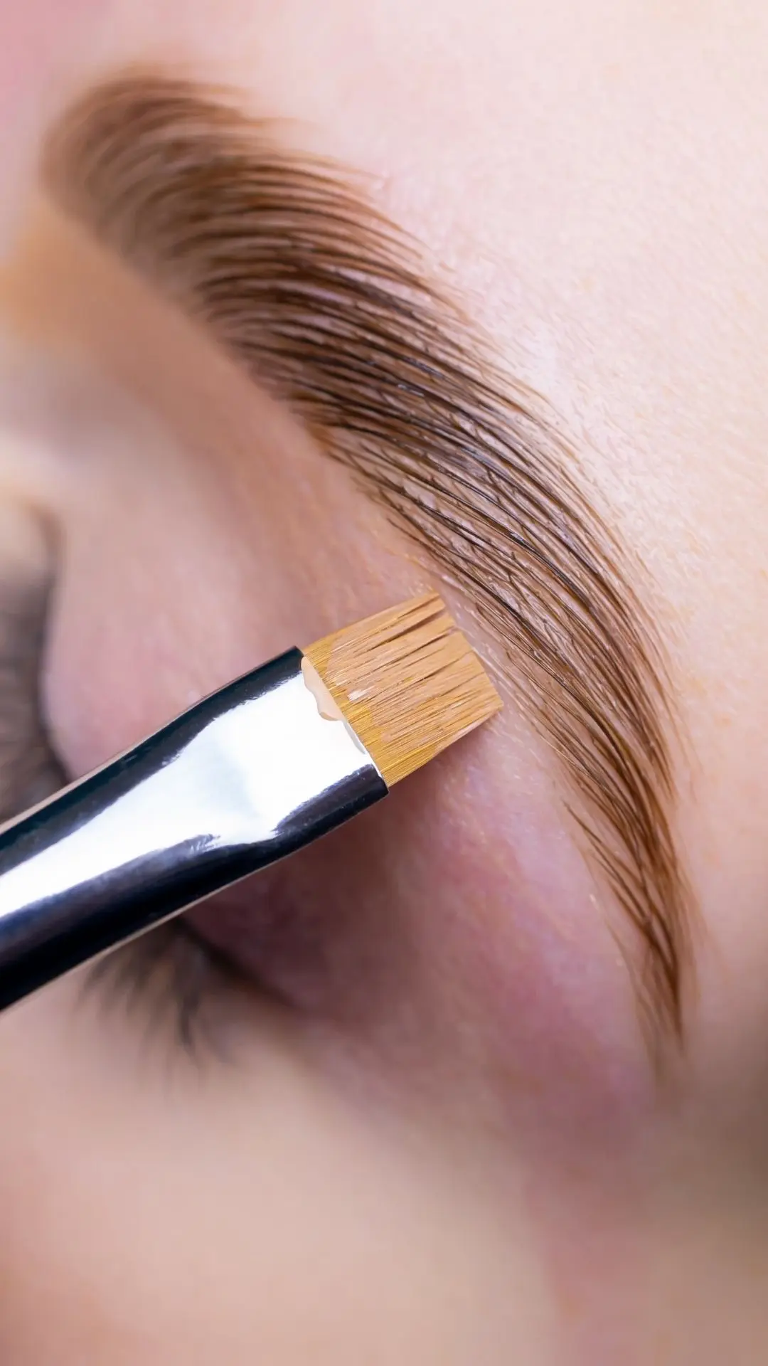 Lima-Beauty-Browlifting-Aachen