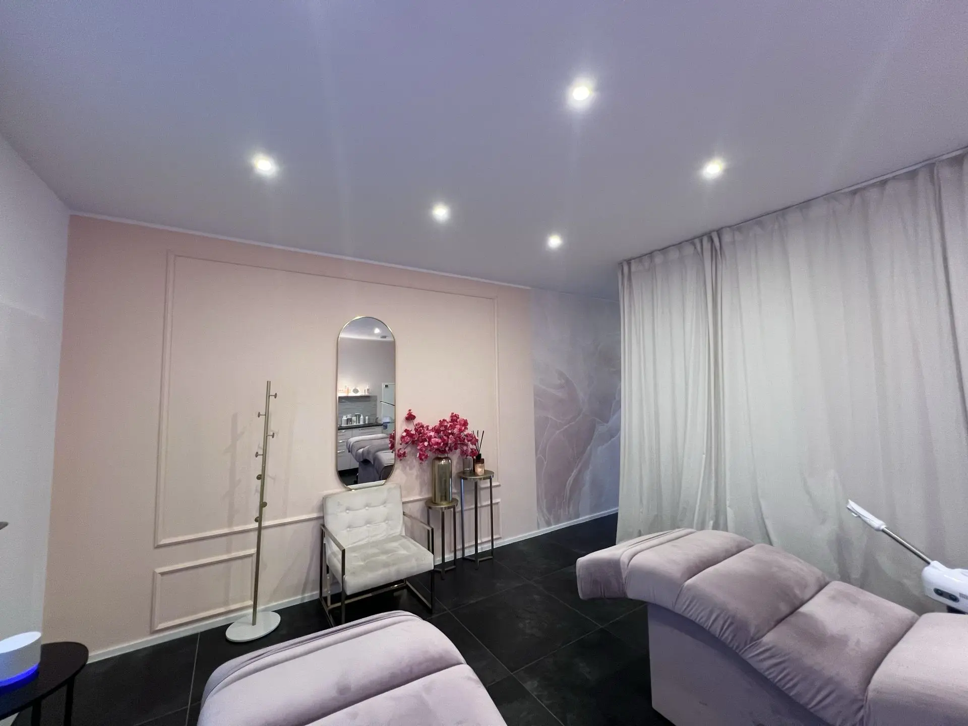 Lima-Dein-Beauty-Cafe-Kosmetikstudio-Pontstrasse-Aachen